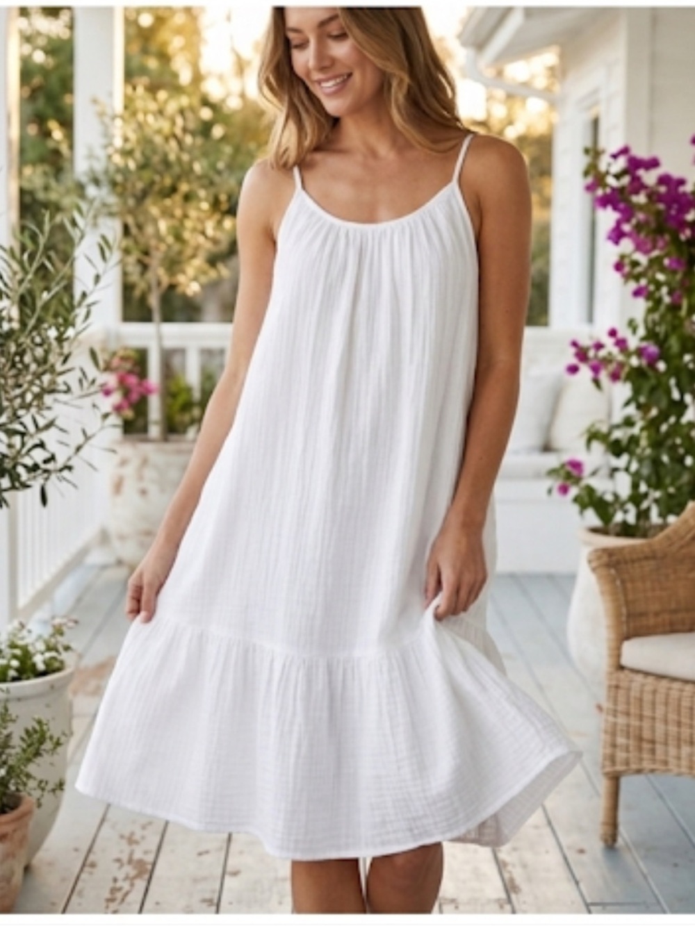 Universal Thread White Lightweight Sleeveless Dress